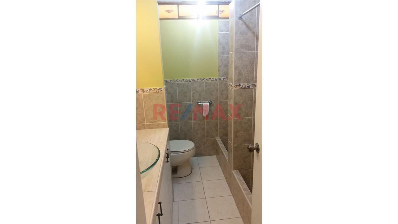 Venta De Amplio Departamento De 102 M² En La Perla Con Excelente Ubicación — foto 15