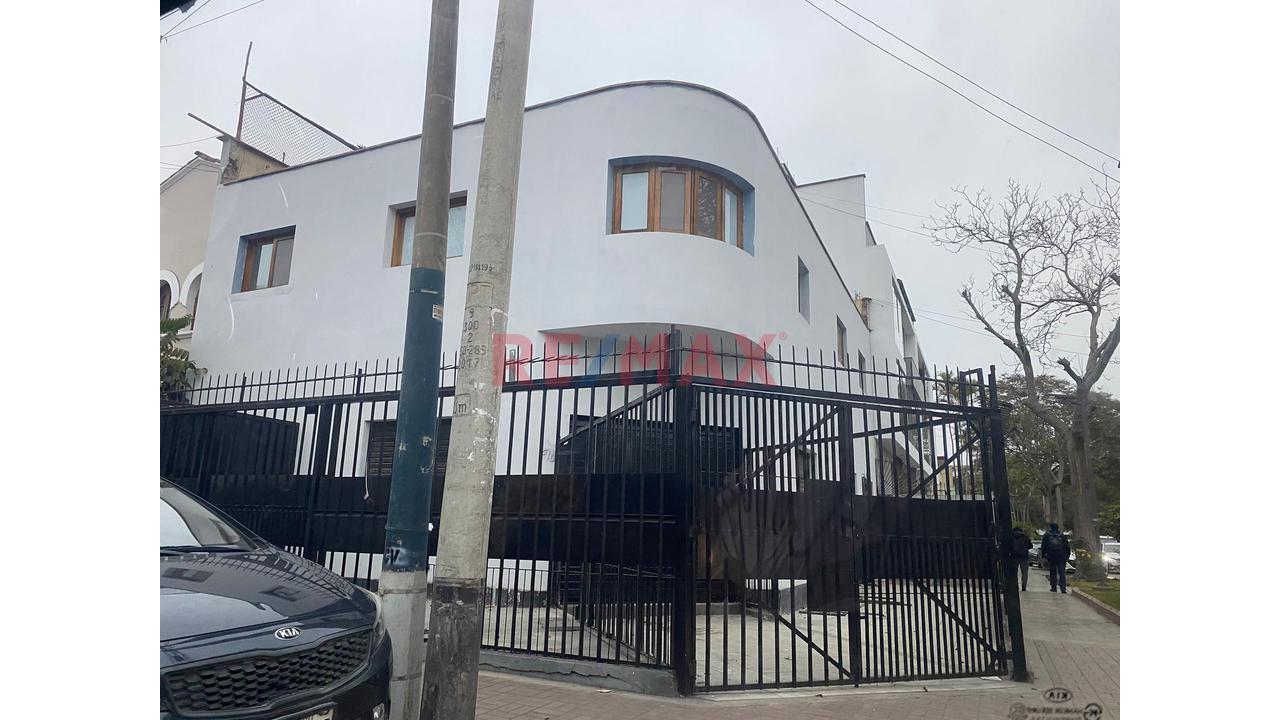 Vendo Local Comercial En San Isidro - 16
