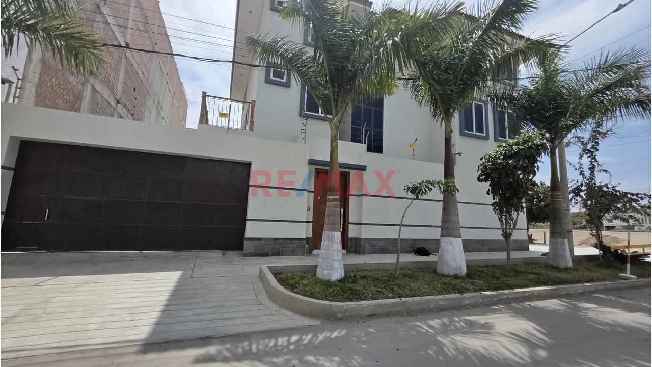 ¡Atención Inversionistas! Terreno En Esquina De 135 M² En Urb. El Santuario, Chiclayo - 9