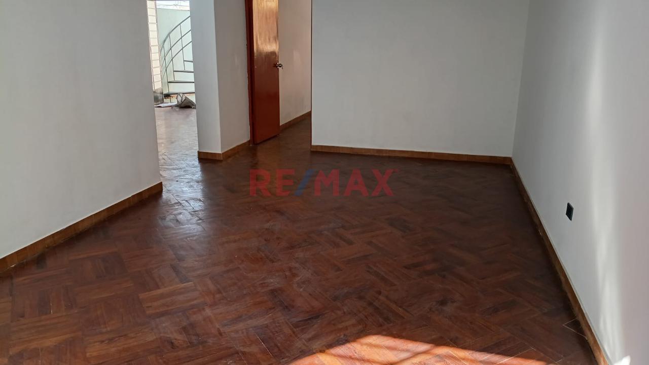 Oportunidad De Venta En Cercado De Lima - 3