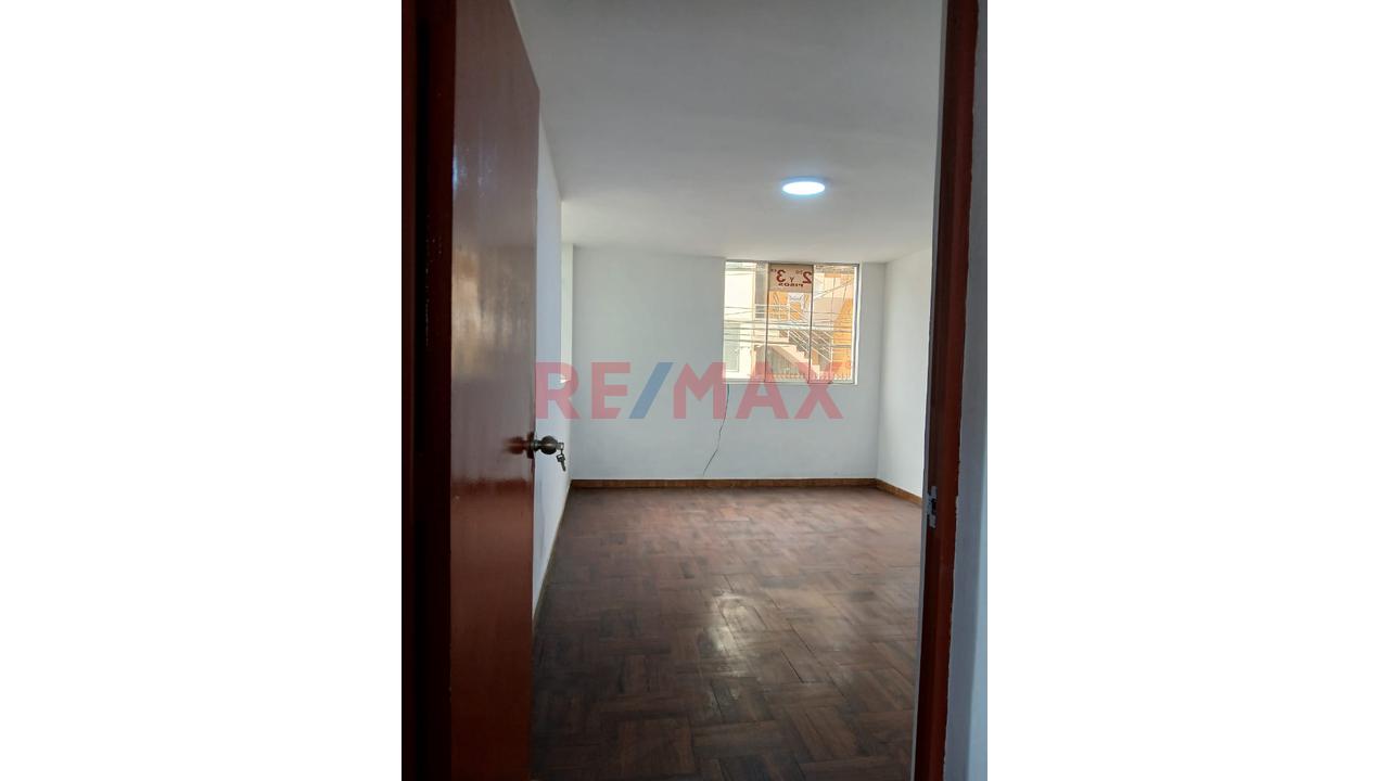 Oportunidad De Venta En Cercado De Lima - 14