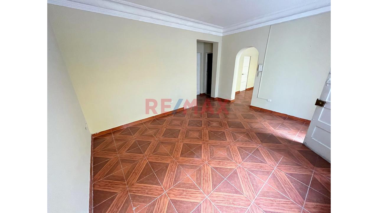 Gran Oportunidad De Alquilar En Linsidro!!.. Tu Oficina En Primer Piso De 90M2 Con 3 Ambientes - 3