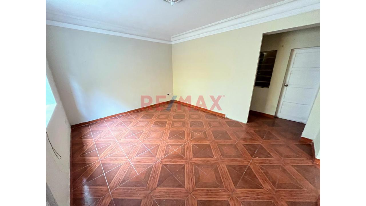 Gran Oportunidad De Alquilar En Linsidro!!.. Tu Oficina En Primer Piso De 90M2 Con 3 Ambientes - 4