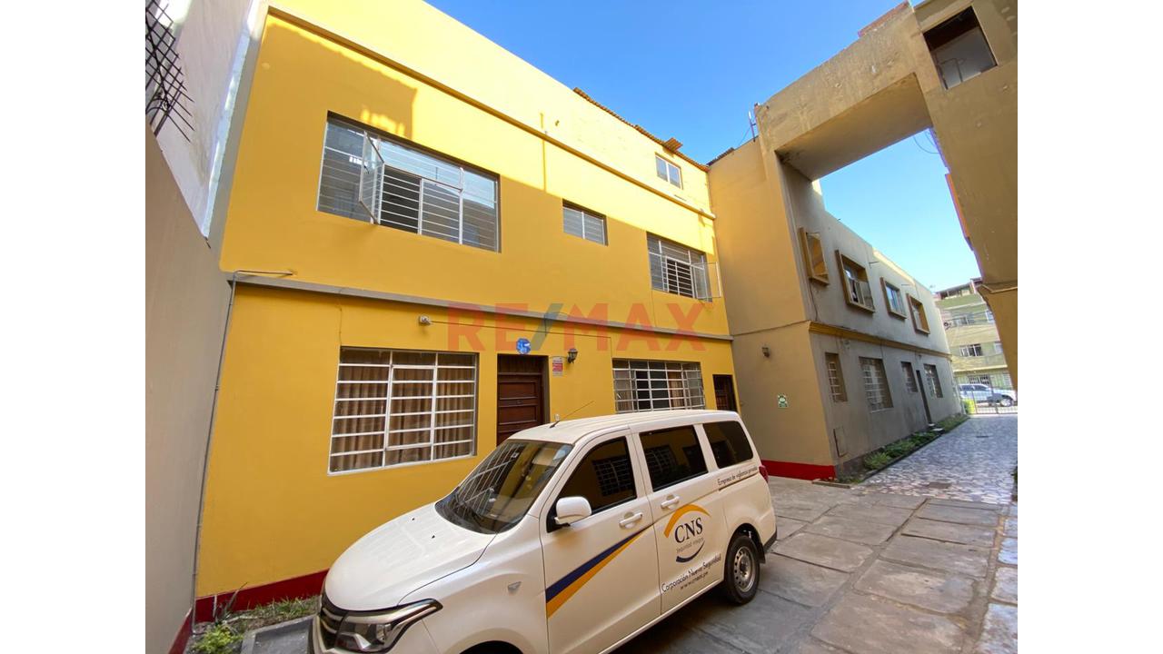 Gran Oportunidad De Alquilar En Linsidro!!.. Tu Oficina En Primer Piso De 90M2 Con 3 Ambientes - 15