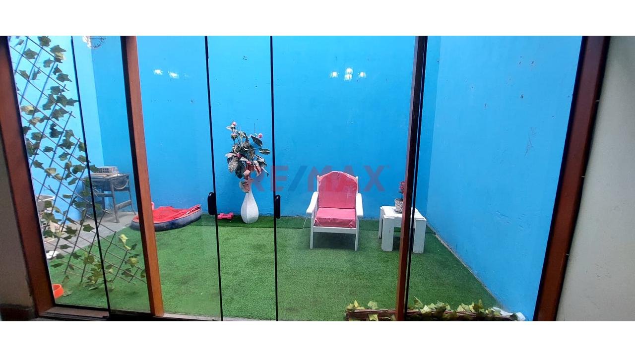 Venta De Casa Frente A Campo Deportivo El Roble Carabayllo — foto 9
