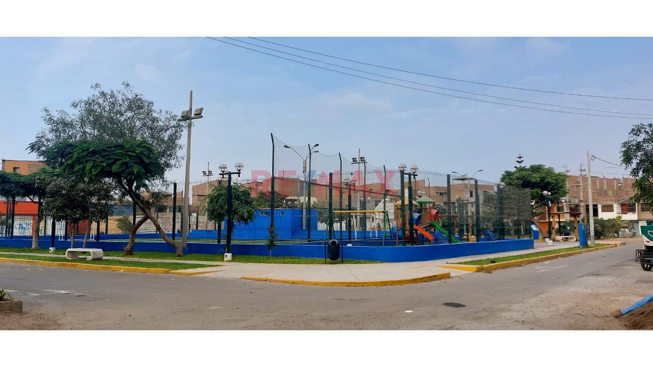Venta De Casa Frente A Campo Deportivo El Roble Carabayllo — foto 7