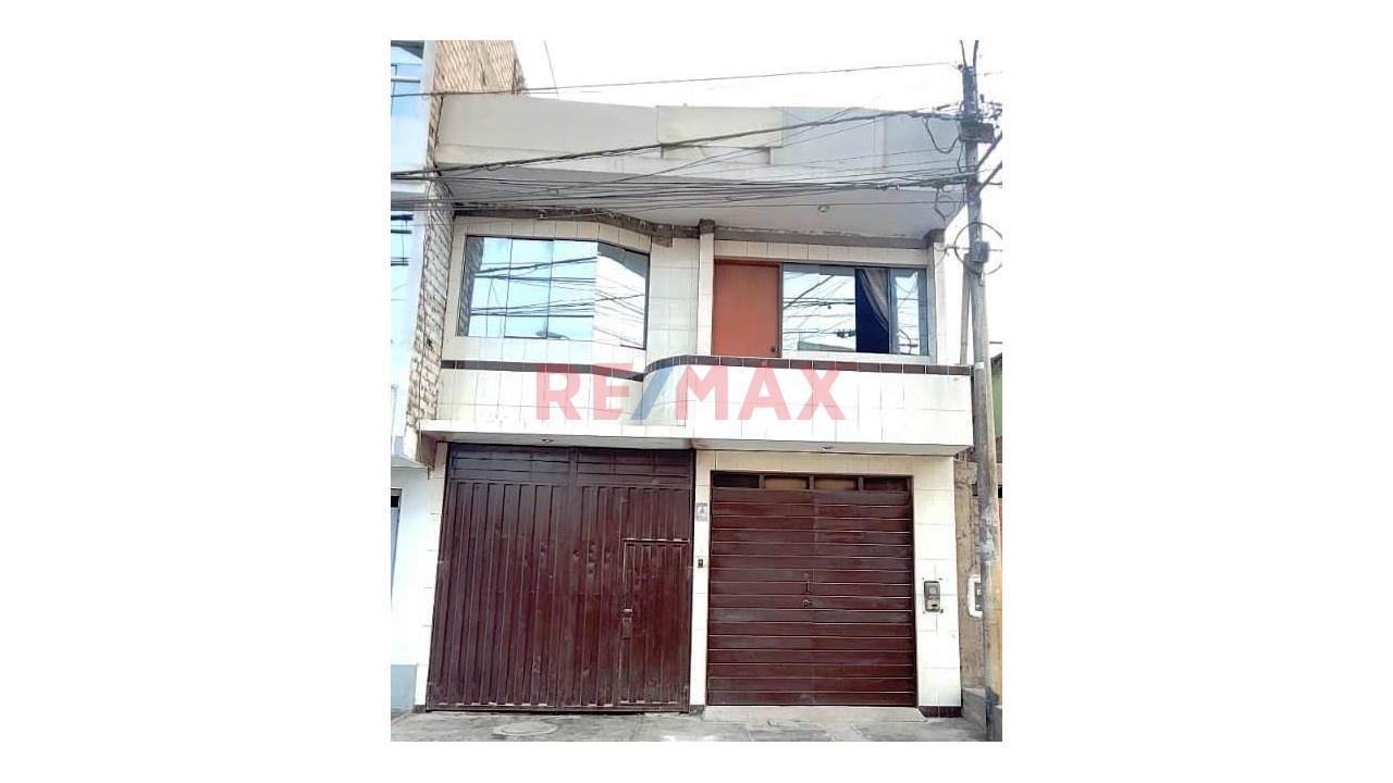 Venta De Casa Frente A Campo Deportivo El Roble Carabayllo — foto 5