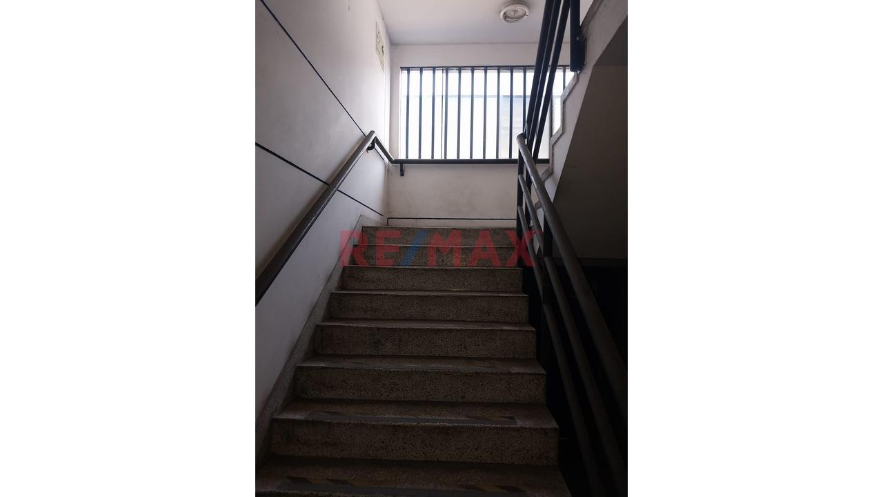 Se Alquila Amplio Local Comercial De 5 Pisos ¡Haz Crecer Tu Negocio En Una Ubicación Estratégica Y De Alto Impacto Comercial! - 5