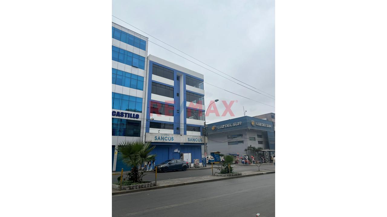 Se Alquila Amplio Local Comercial De 5 Pisos ¡Haz Crecer Tu Negocio En Una Ubicación Estratégica Y De Alto Impacto Comercial! - 1