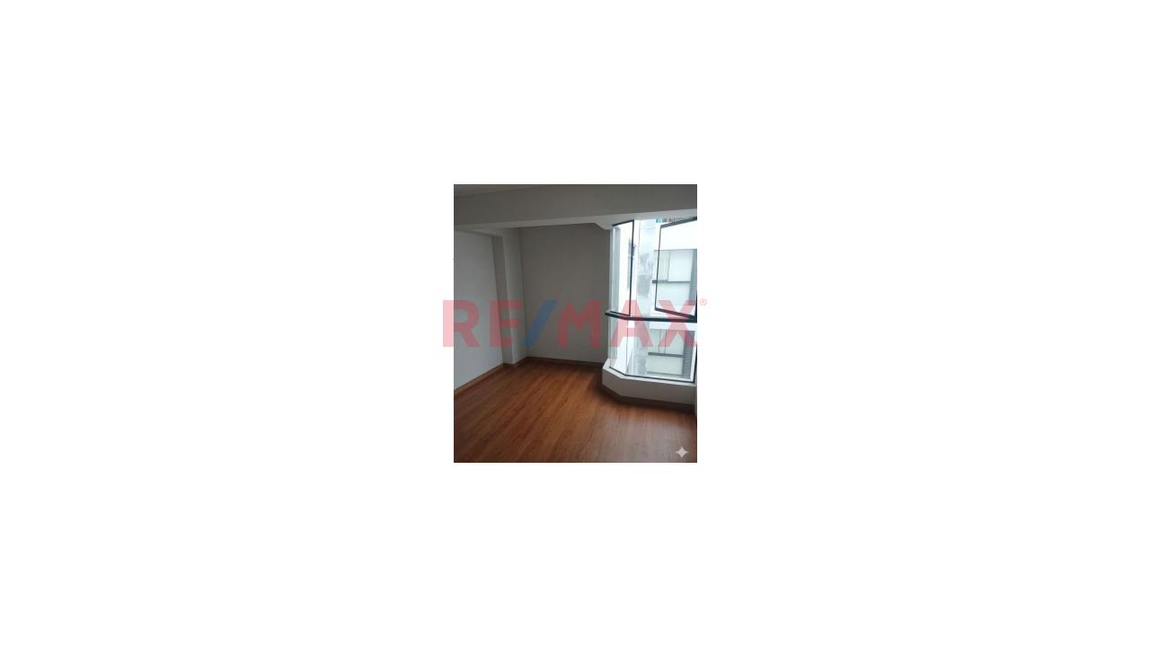 Departamento Cerca Al Malecon En Venta - 18