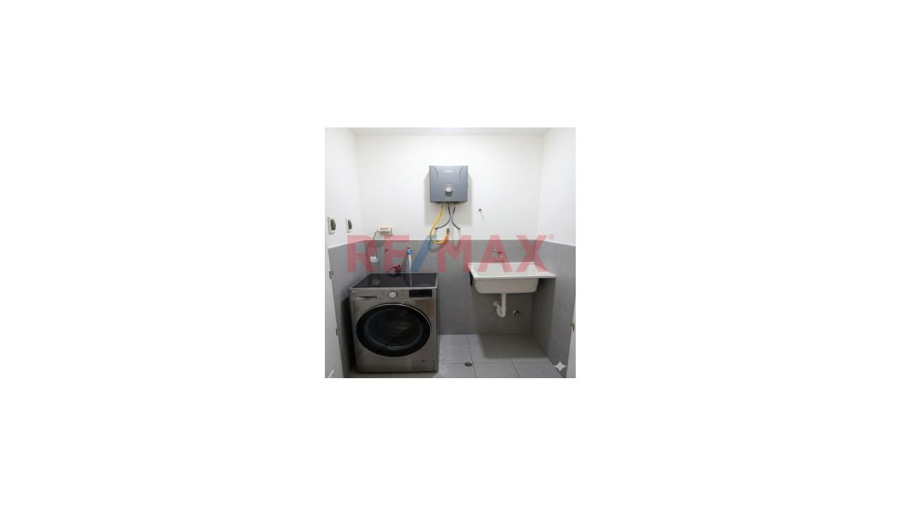 Departamento Cerca Al Malecon En Venta - 11