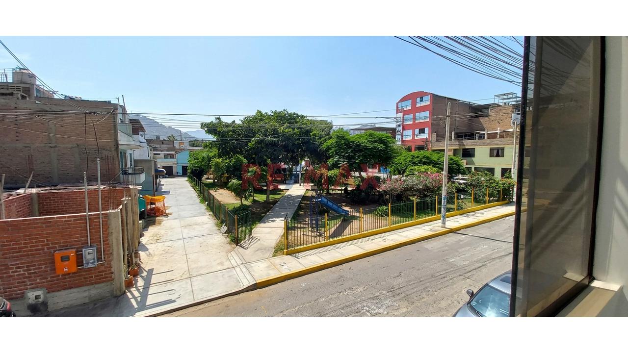 Se Alquila Local Amplio En San Juan De Miraflores *600 M2 *Todo El Edificio *3 Pisos Más Azotea *Ubicación Estratégica ´Sunarp *Municipalidad *Colegios - 13