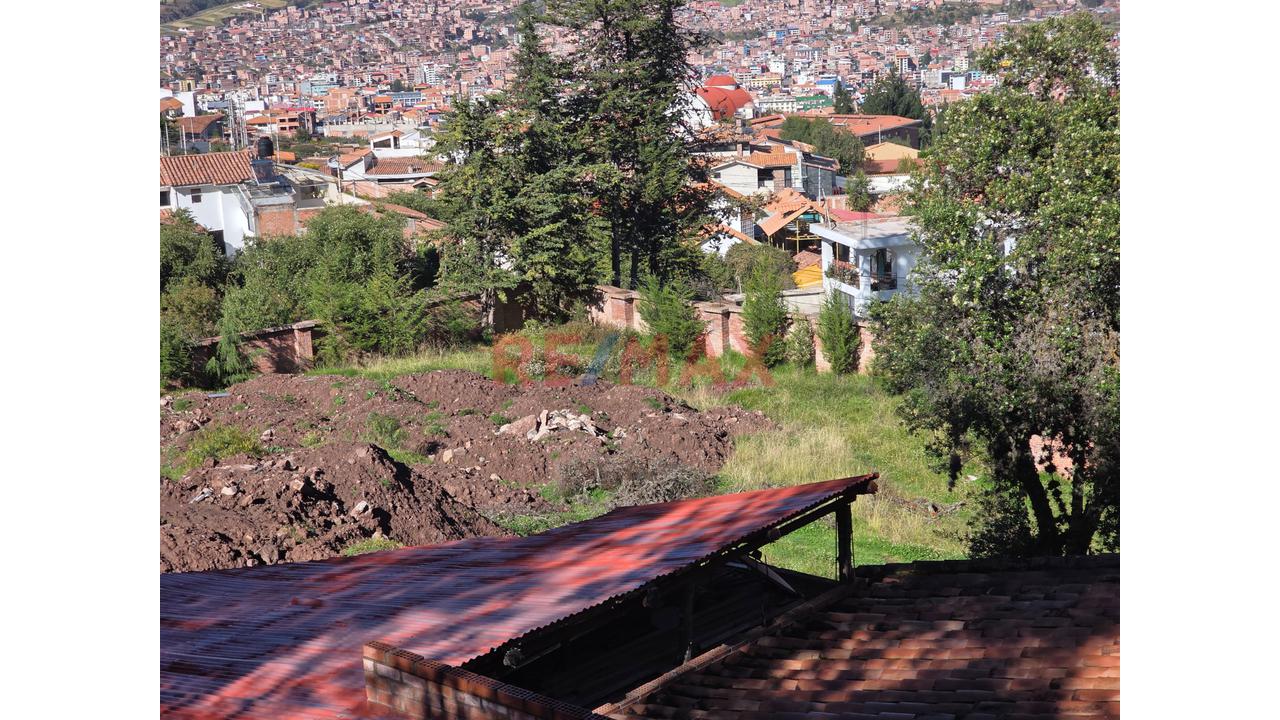 Venta De Amplio Terreno De 1,621.77M² En Urb. Santa María – Cusco - 6