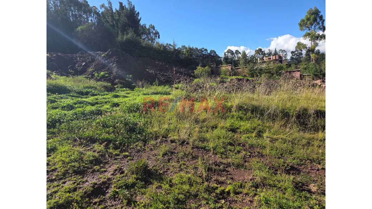 Venta De Amplio Terreno De 1,621.77M² En Urb. Santa María – Cusco - 9
