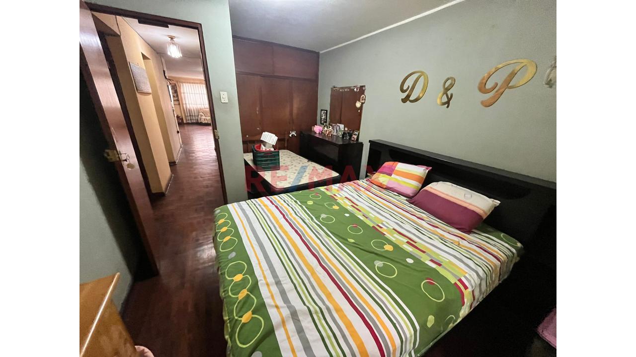 Venta Casa De 4 Pisos Mas Azotea Y Dos Cocheras — foto 13