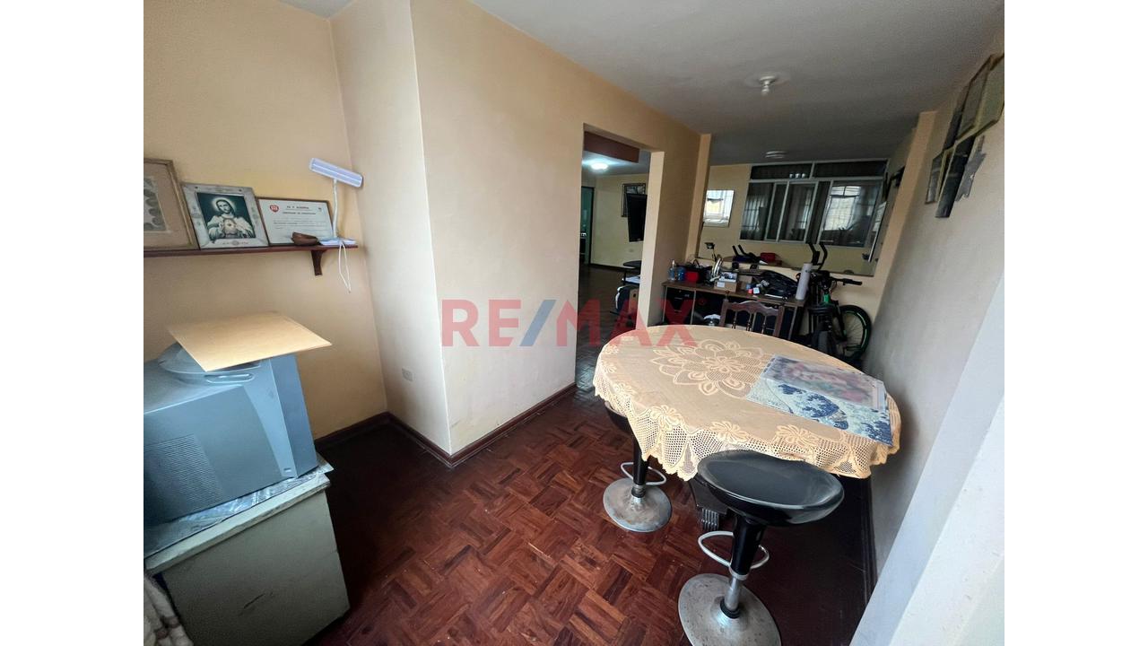 Venta Casa De 4 Pisos Mas Azotea Y Dos Cocheras — foto 10