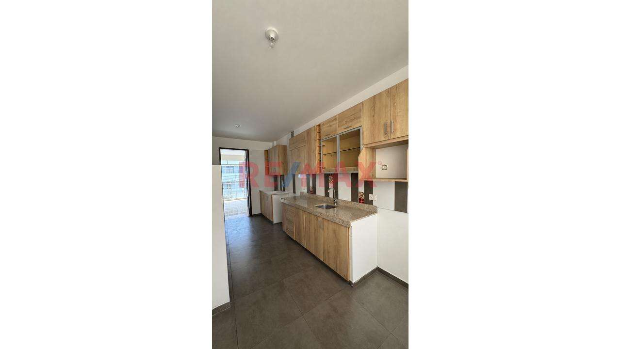 Venta De Flat En Surco 2Do Piso — foto 6