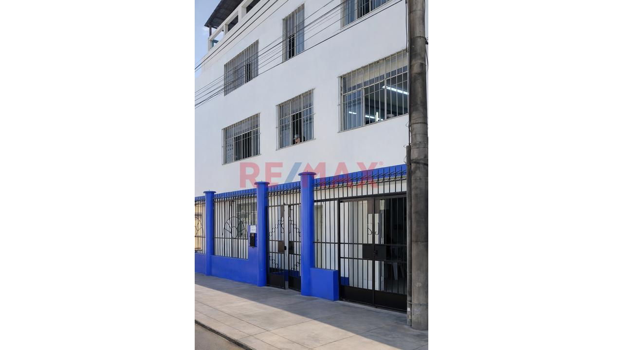 Alquiler De Local Comercial En San Juan De Miraflores - 4