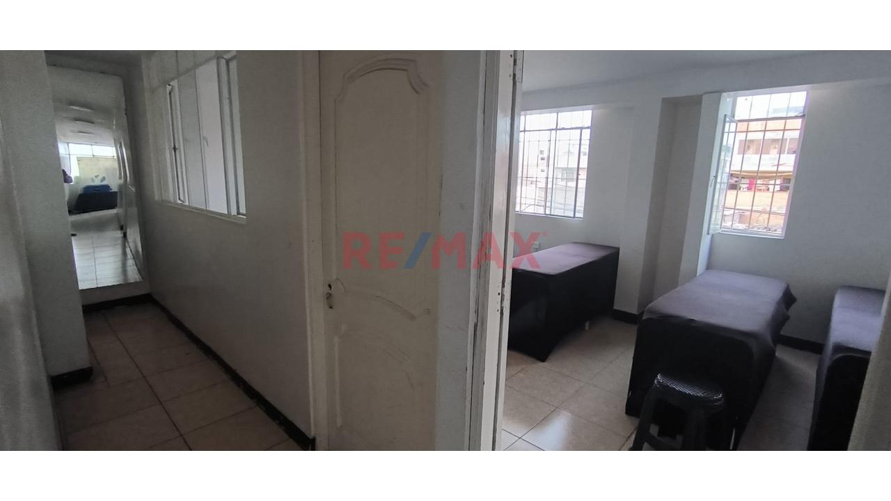 Alquiler De Local Comercial En San Juan De Miraflores - 17