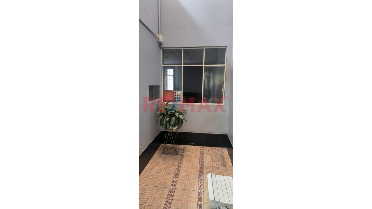 Alquiler De Local Comercial En San Juan De Miraflores - 5