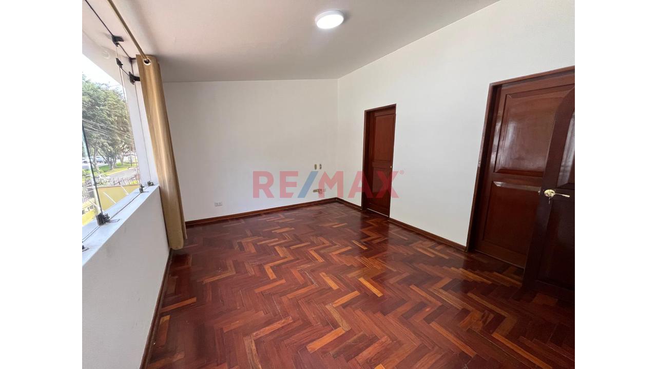 Alquiler De Oficina En Av La Fontana La Molina - 11
