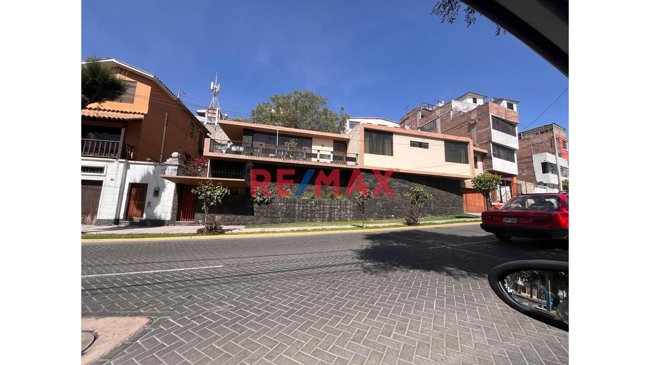 En Venta - Casa Como Terreno En Vallecito