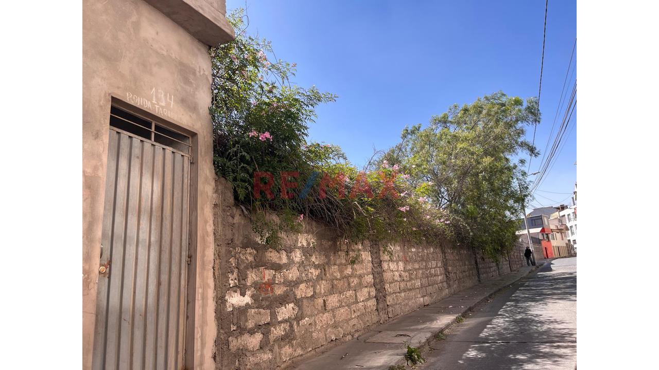 En Venta - Casa Como Terreno En Vallecito - 5