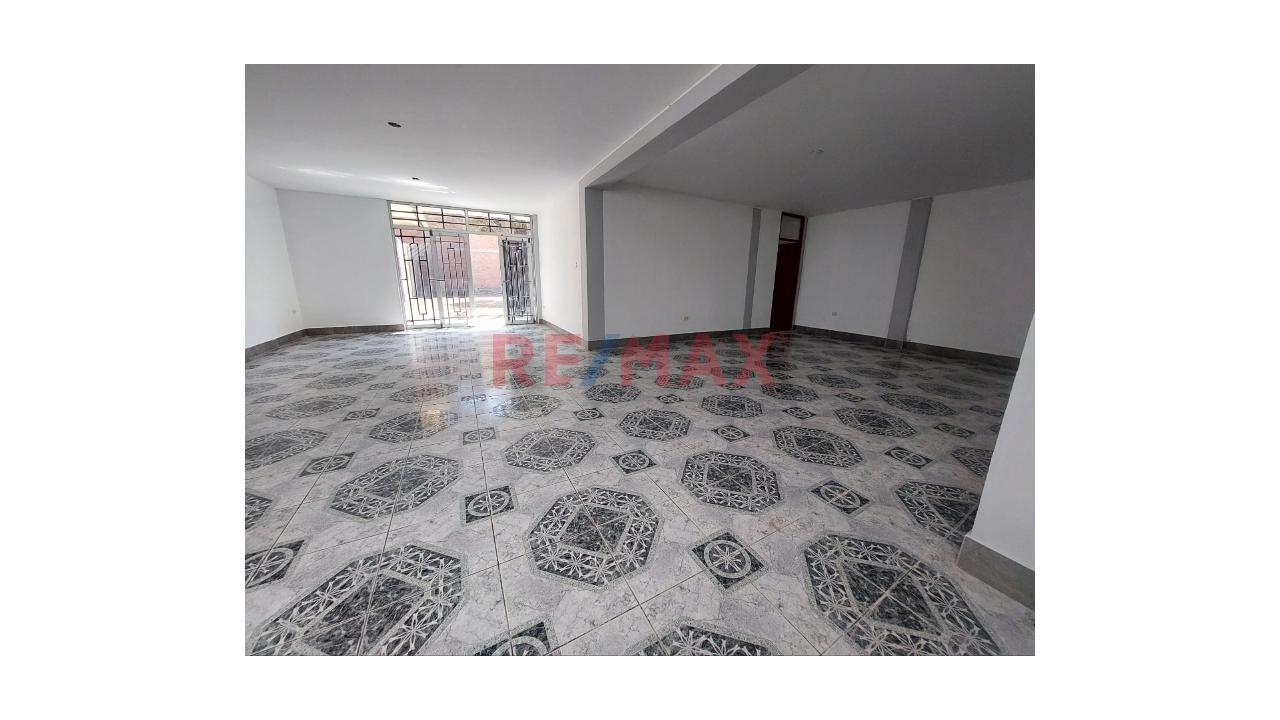 🏡 ¡Se Vende Amplia Casa En Venta En Urb. Patazca! 🏡 — foto 3