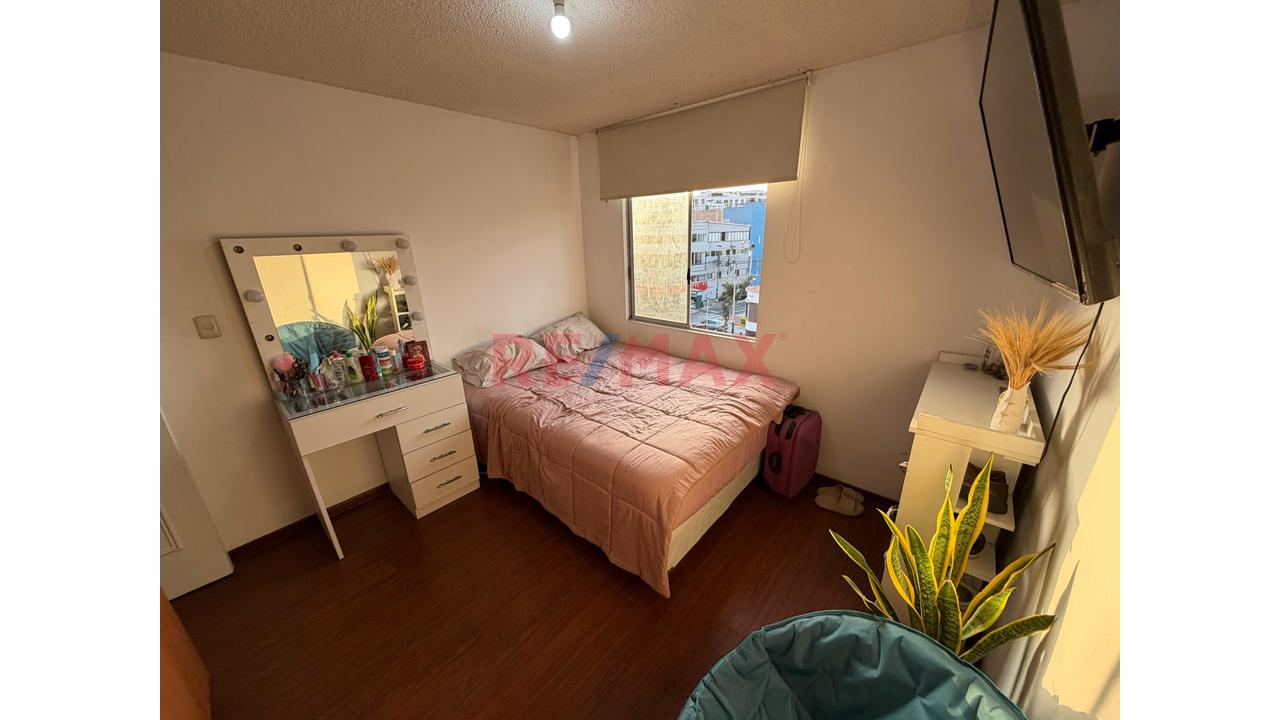 Departamento En Venta 3 Dormitorios En Surquillo — foto 2