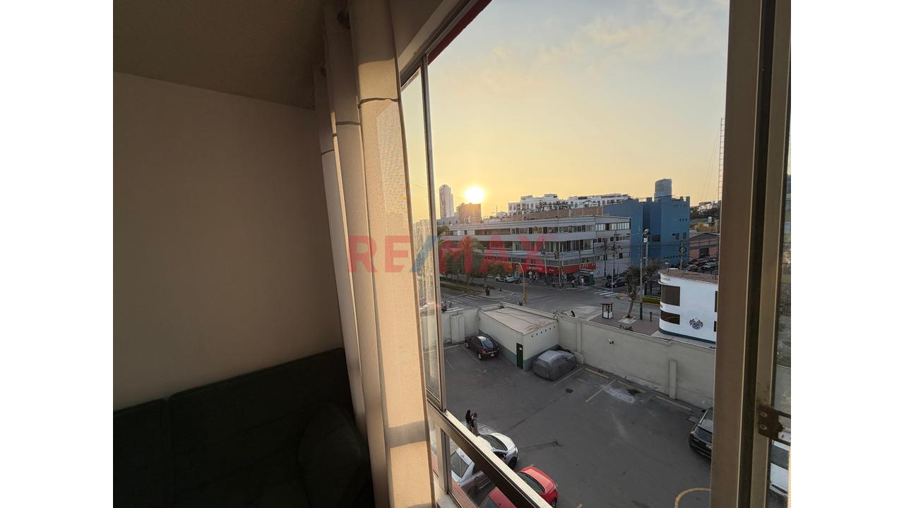 Departamento En Venta 3 Dormitorios En Surquillo — foto 3