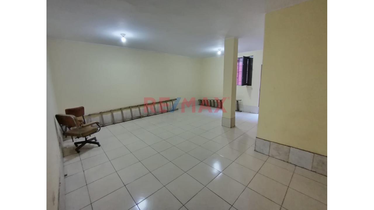 🏡 ¡Local Comercial Espacioso! 151 Mts² En El Agustino - 2