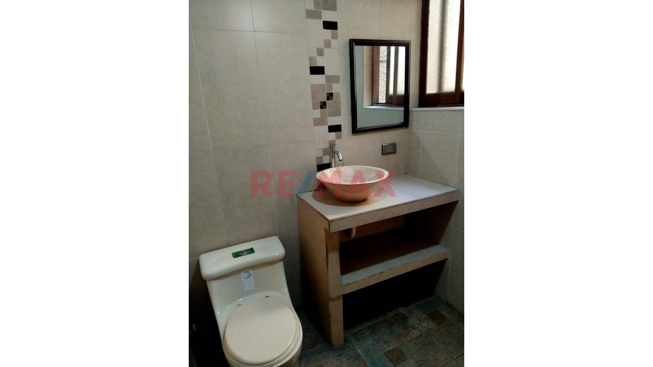 Departamento 2Do Piso En El Agustino - 10