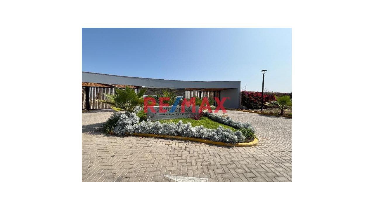 Venta De Terreno En Condominio Portofino De Asia - 1