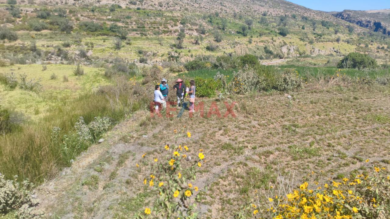 Oportunidad De Inversio Amplio Terreno La Bedoya - 2