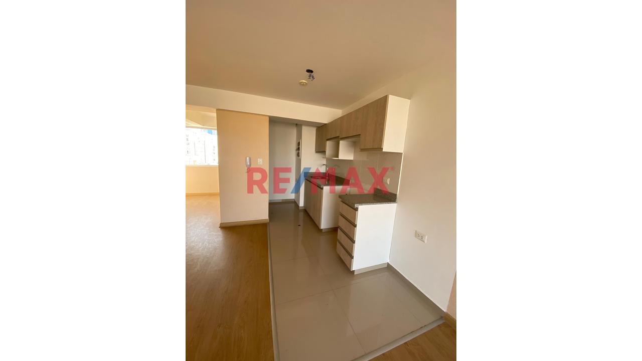 Vendo Dpto. Flat Estreno De 71.40 M2. Santa Beatriz 3 Dormitorios No Paga Alcabala, Entrega Inmediata.