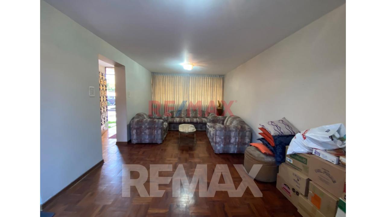 Casa En Venta En Bellavista – Ubicación Top + Condominio Cerrado - 17