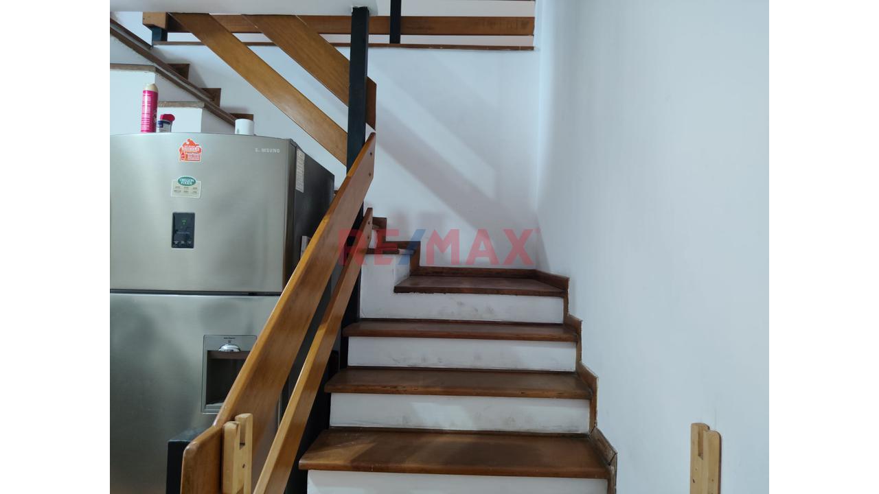 Venta De Casa De 3 Pisos En Urb. El Progreso - Carabayllo — foto 2