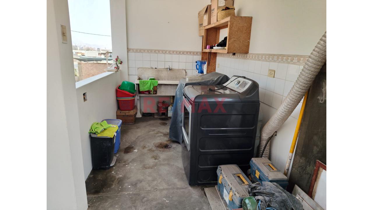 Venta De Casa De 3 Pisos En Urb. El Progreso - Carabayllo — foto 10