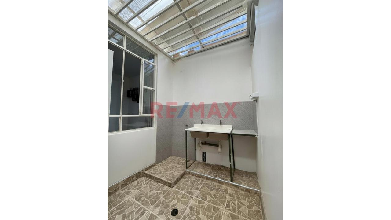 💰🏡Vive O Invierte En Talara | Casa De Material Noble + Espacio Libre 📍💵 - 9