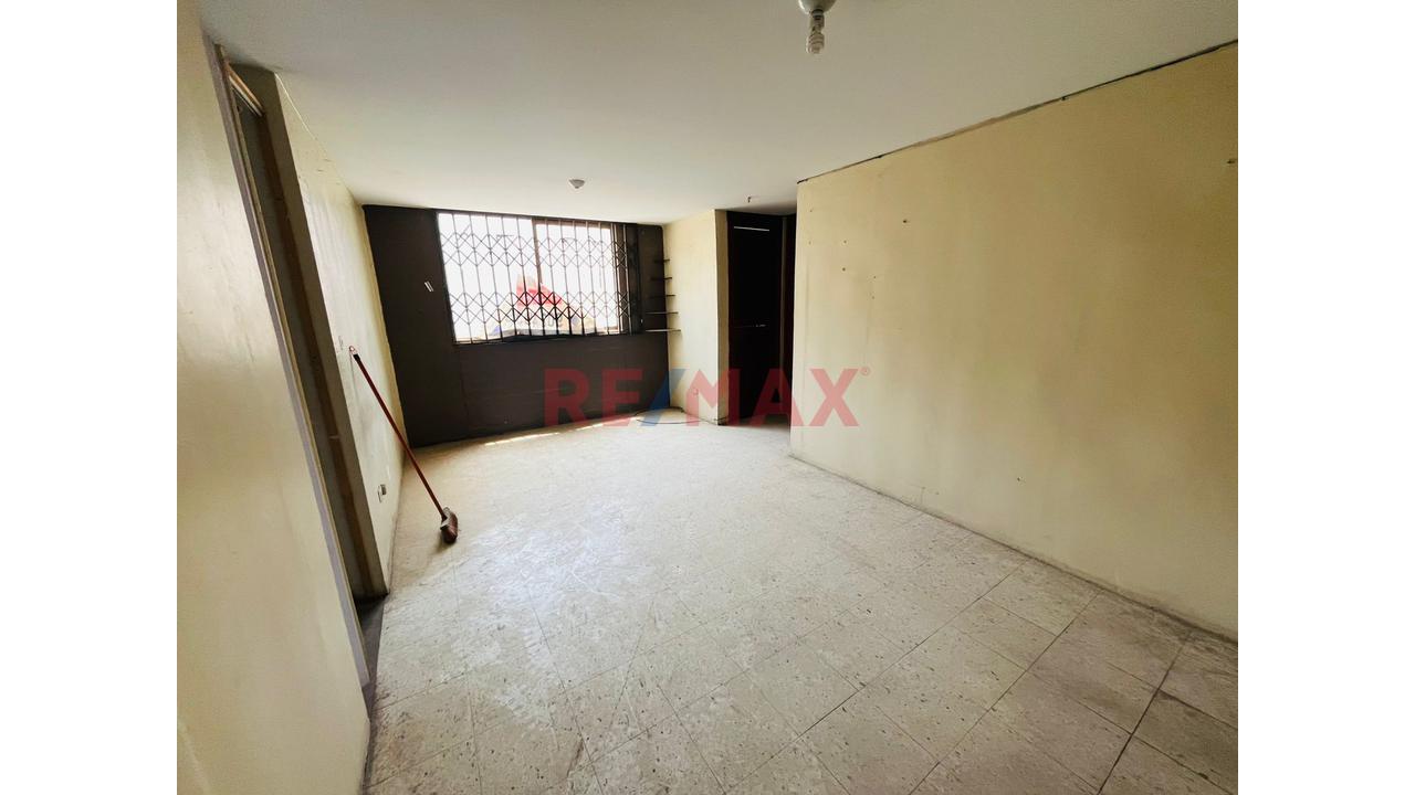Vendo Departamento Bien Ubicado En Ciudad Del Deporte - Ventanilla !!!