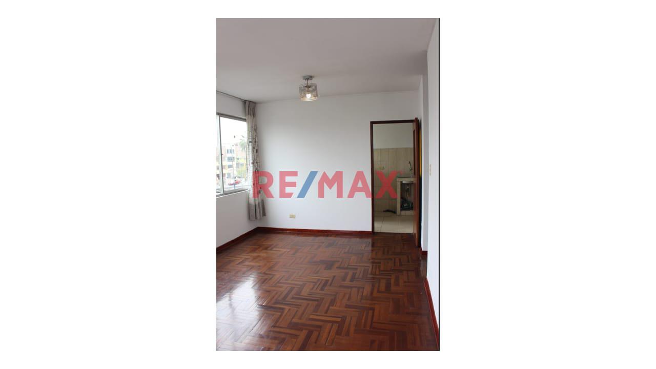 📍 Departamento Estratégicamente Ubicado En Los Olivos — foto 2