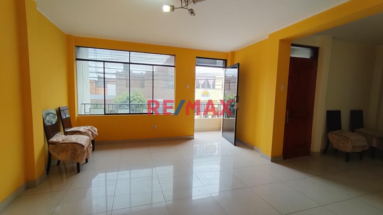 Departamento Flat 2Do. Piso Con Balcon En San Juan De Lurigancho