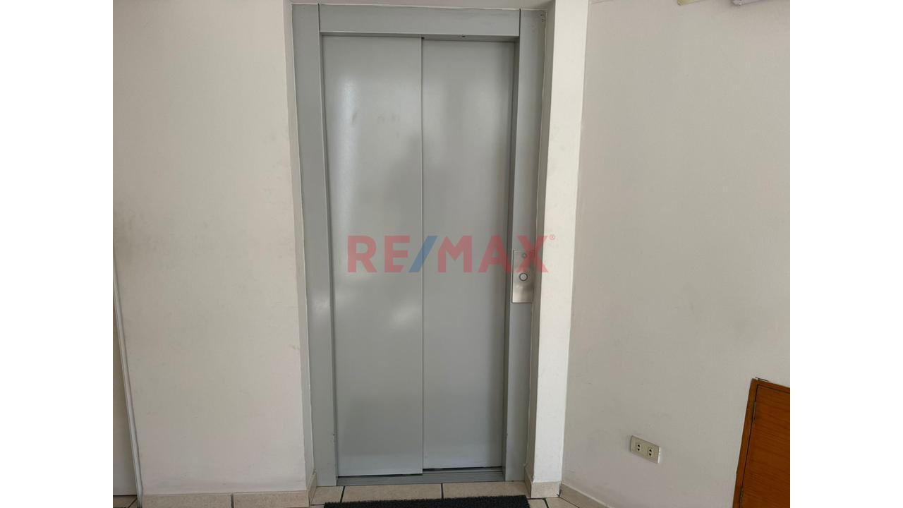 🏡 ¡Exclusivo Departamento En Venta En San Borja Con Aires Y Estacionamiento! — foto 9