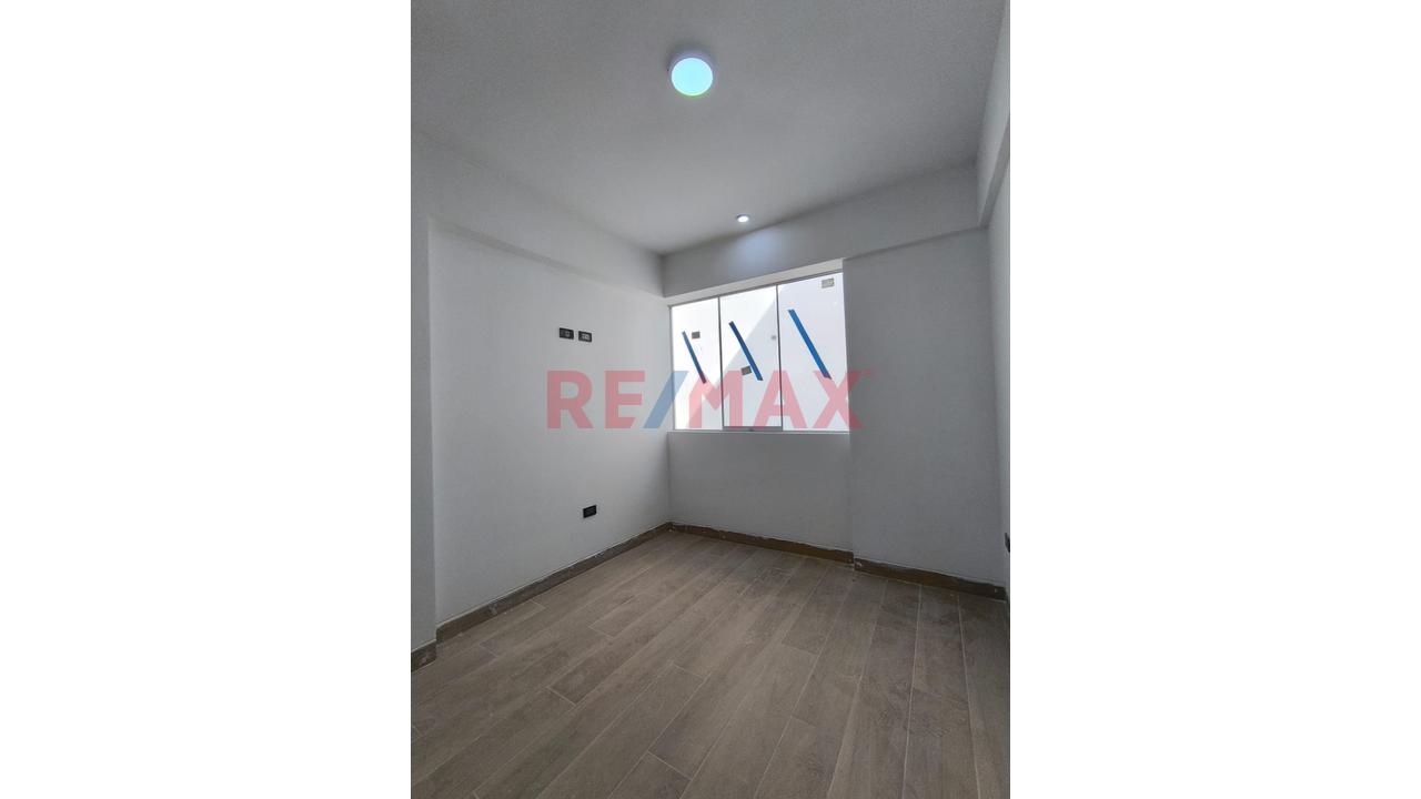 Exclusivo Departamento En Primer Piso Elevado Con Patio/Terraza — foto 13