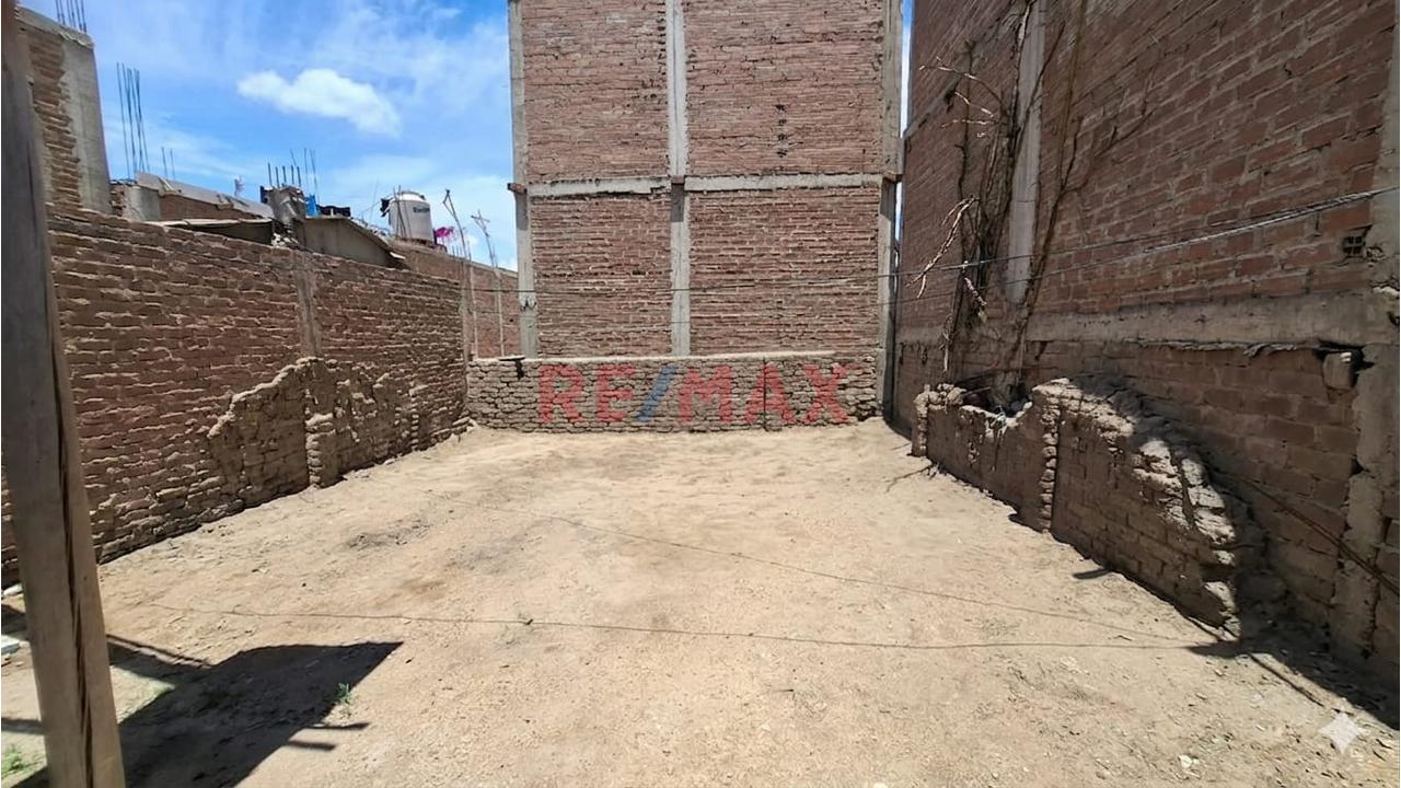 Casa en Venta ubicado en Parque Del Pueblo Joven San Martín Casa en Venta ubicado en Parque Del Pueblo Joven San Martín