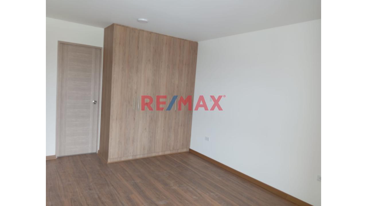 Departamento En Alquiler En Av Bolognesi — foto 4