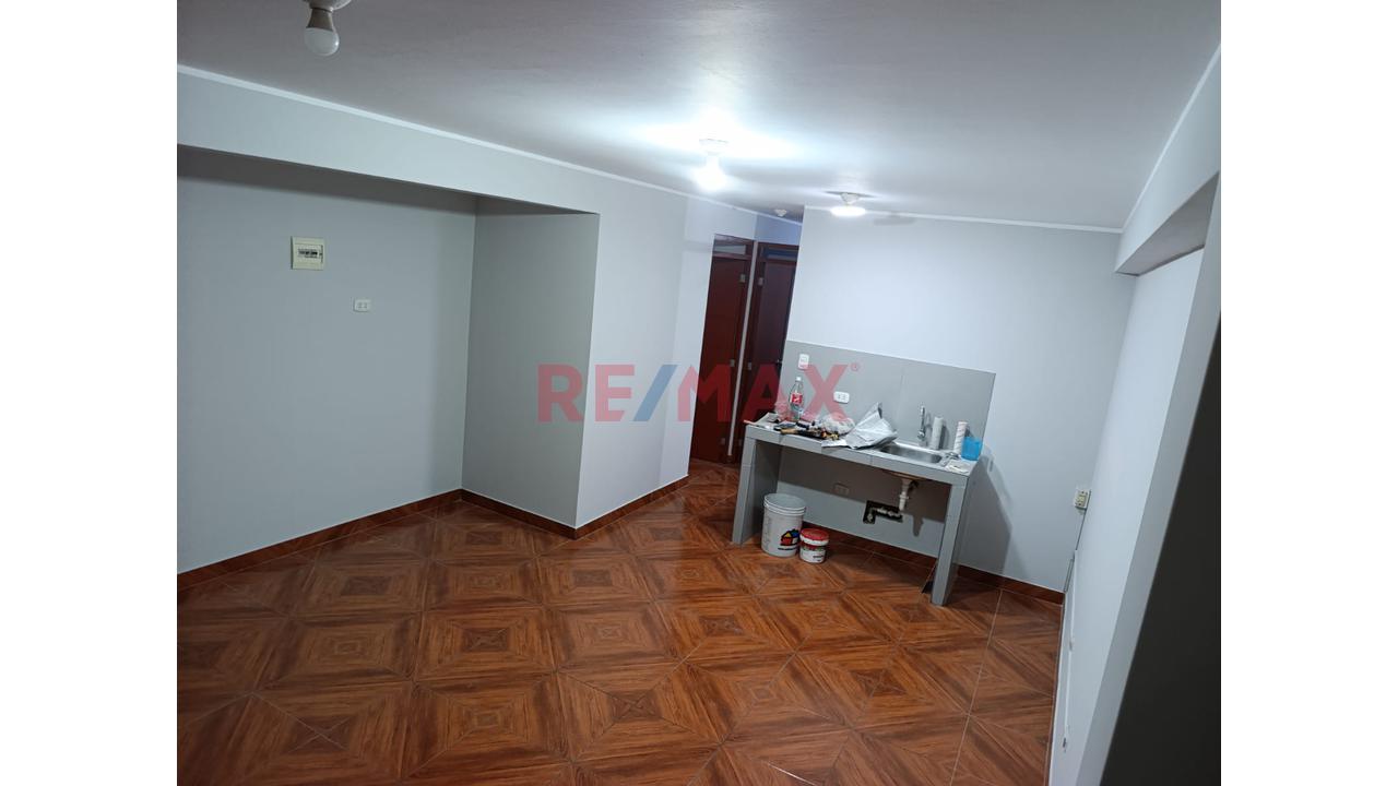 Departamento En Alquiler En Los Olivos - 5