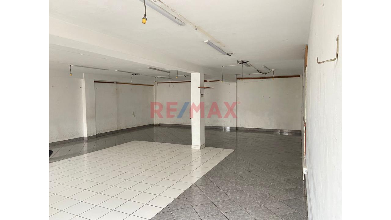 Vendo Local Comercial 157M2 En 2Do Piso Cerca De Emporio De Gamarra - 8