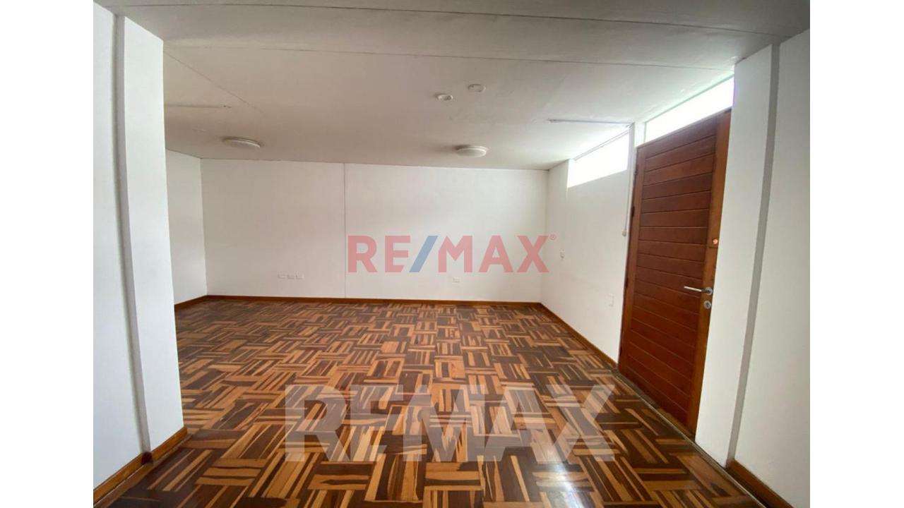 Oportunidad De Inversión! Casa En Venta En San Miguel A Precio Competitivo — foto 5