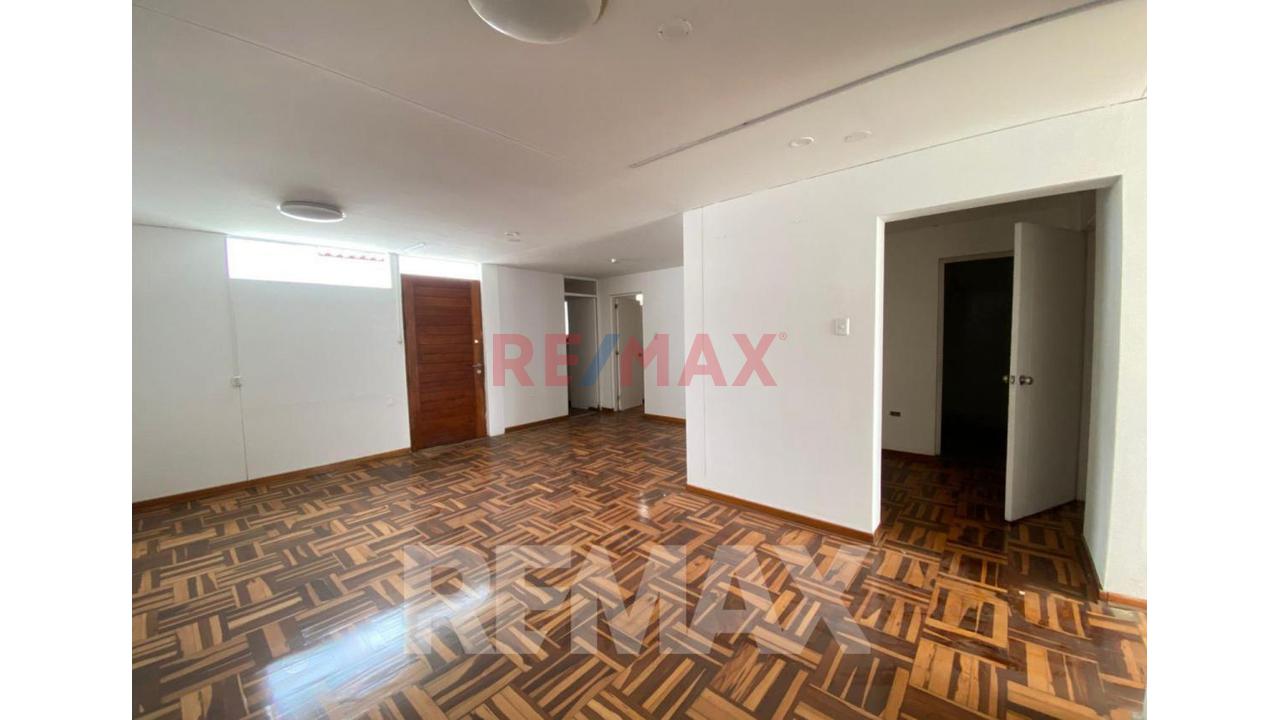 Oportunidad De Inversión! Casa En Venta En San Miguel A Precio Competitivo — foto 6